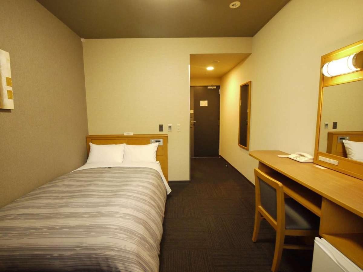 Hotel Route-Inn Osaka Honmachi Екстер'єр фото